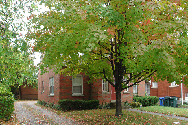 160 Bonnie Brae Dr in Lexington, KY - Foto de edificio - Building Photo