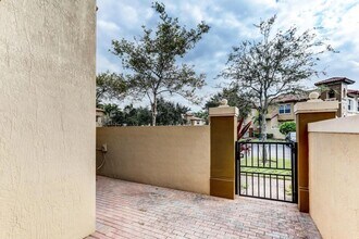 6515 Diamond Springs Terrace in West Palm Beach, FL - Foto de edificio - Building Photo