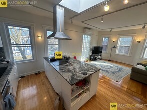 231 Harvard St, Unit 6 in Cambridge, MA - Building Photo - Building Photo