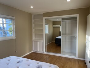 1812 Idaho Ave, Unit Upstairs in Santa Monica, CA - Building Photo - Building Photo