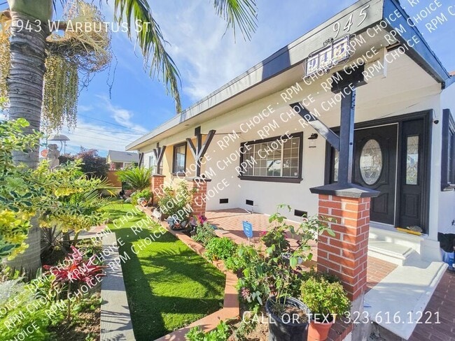 943 W Arbutus St in Compton, CA - Building Photo - Building Photo