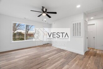 61 Scates St in Waynesville, NC - Building Photo - Building Photo