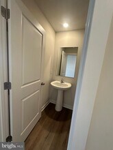 1 Atkins Dr in Bridgeport, PA - Building Photo - Building Photo