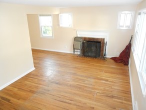 99 Federal St, Unit 16 in West Hartford, CT - Building Photo - Building Photo