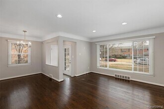 3221 Shenandoah Dr in Royal Oak, MI - Foto de edificio - Building Photo