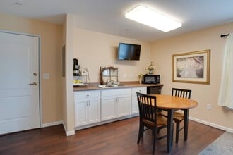 Stetson Village Apartments in Fergus Falls, MN - Foto de edificio - Building Photo
