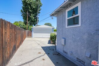 5638 Burnet Ave in Los Angeles, CA - Building Photo - Building Photo