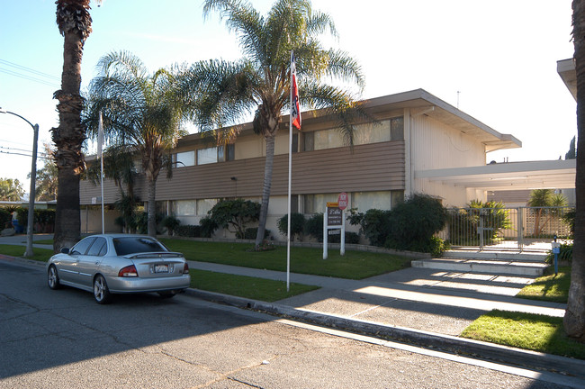 Magnolia Manor Apartments in Riverside, CA - Building Photo - Building Photo