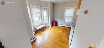 224 Banks St, Unit 220-1 in Cambridge, MA - Building Photo - Building Photo