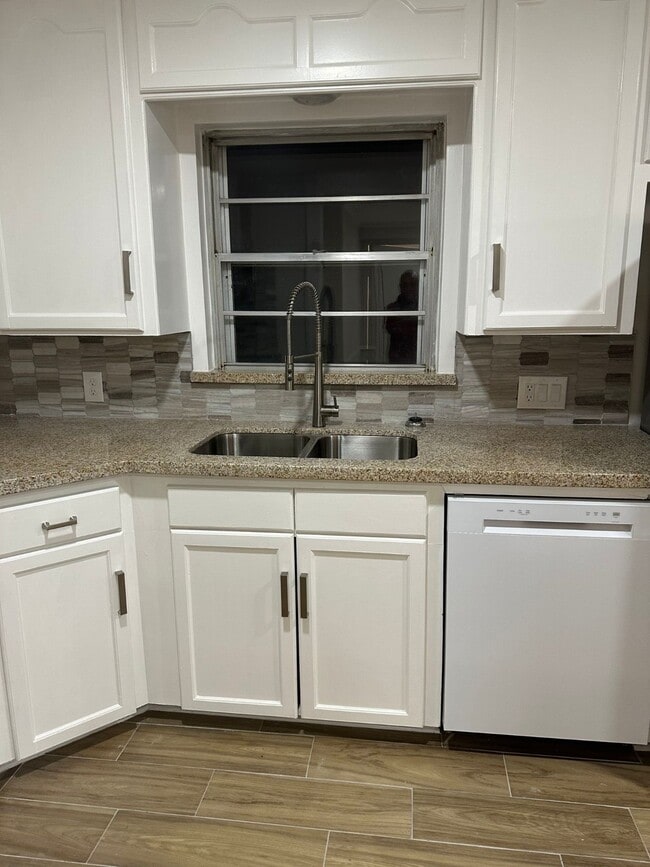 property at 119 Lakewood Dr