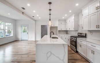 1781 Forest Ave in Memphis, TN - Building Photo - Building Photo