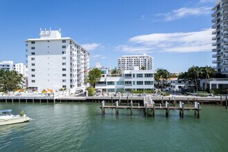 Bay-Front Apartment Complex in Miami Beach, FL - Building Photo - Building Photo