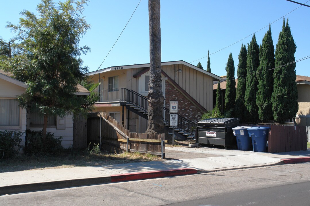 4320-4322 Parks Ave in La Mesa, CA - Building Photo