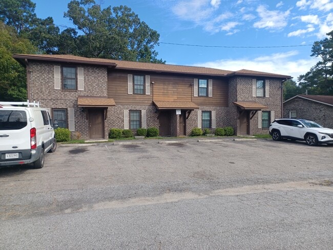 property at 1440 Storie St