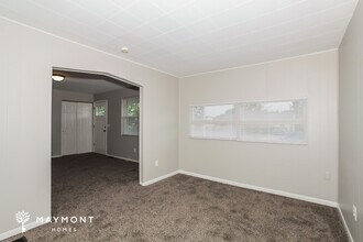 2058 Mistyhill Dr in Cincinnati, OH - Building Photo - Building Photo