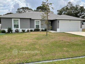 373 NW Avens St in Port St. Lucie, FL - Building Photo