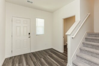 7619 Saffron Ave in Covington, GA - Building Photo - Building Photo