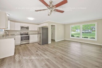 136 Oaks Dr in Gallatin, TN - Building Photo - Building Photo