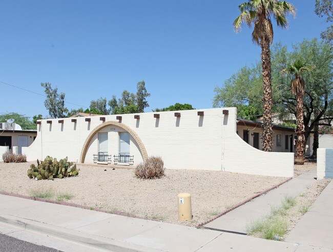 Mission Viejo in Phoenix, AZ - Building Photo - Building Photo