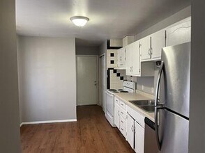 3105 Kimberly Dr in Champaign, IL - Building Photo - Building Photo