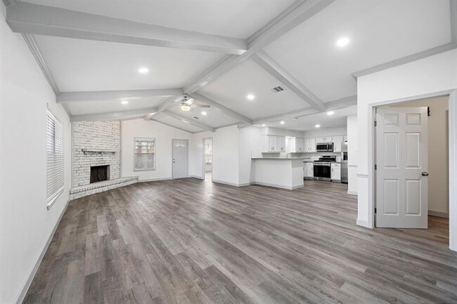 1716 Huge Oaks St in Houston, TX - Building Photo - Building Photo
