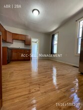 875 10th St NW in Grand Rapids, MI - Building Photo - Building Photo