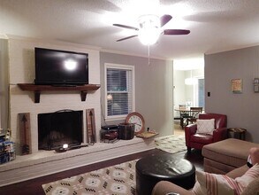 461 Dove Valley Rd in Collierville, TN - Building Photo - Building Photo