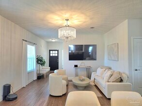 7011 Brylington Blvd in Bellview, FL - Building Photo - Building Photo