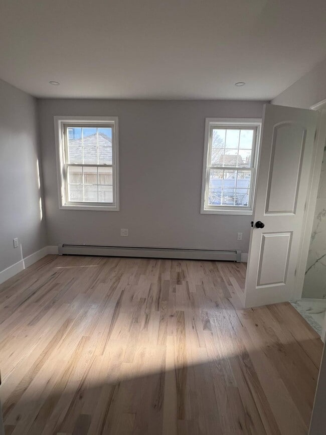209-58 110th Ave in Queens, NY - Building Photo - Building Photo