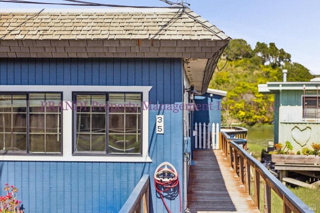 property at 35 Greenbrae Boardwalk
