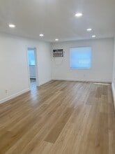 2800 White Bear Ave in Maplewood, MN - Building Photo - Building Photo
