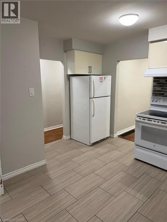 5487 Eaton Ave in Burlington, ON - Building Photo - Building Photo