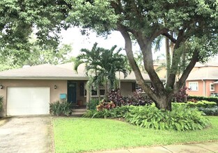 4100 18th St N in St. Petersburg, FL - Building Photo - Building Photo