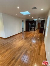 926 California Ave in Los Angeles, CA - Building Photo - Building Photo
