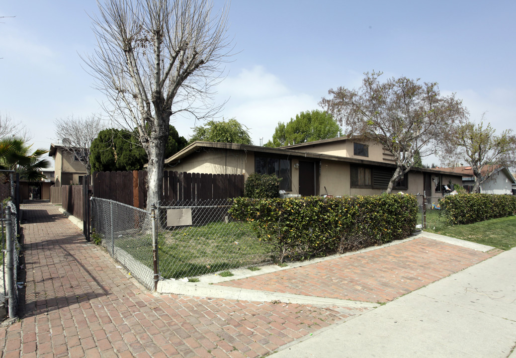 San Cristobal Apartments in Pomona, CA - Foto de edificio