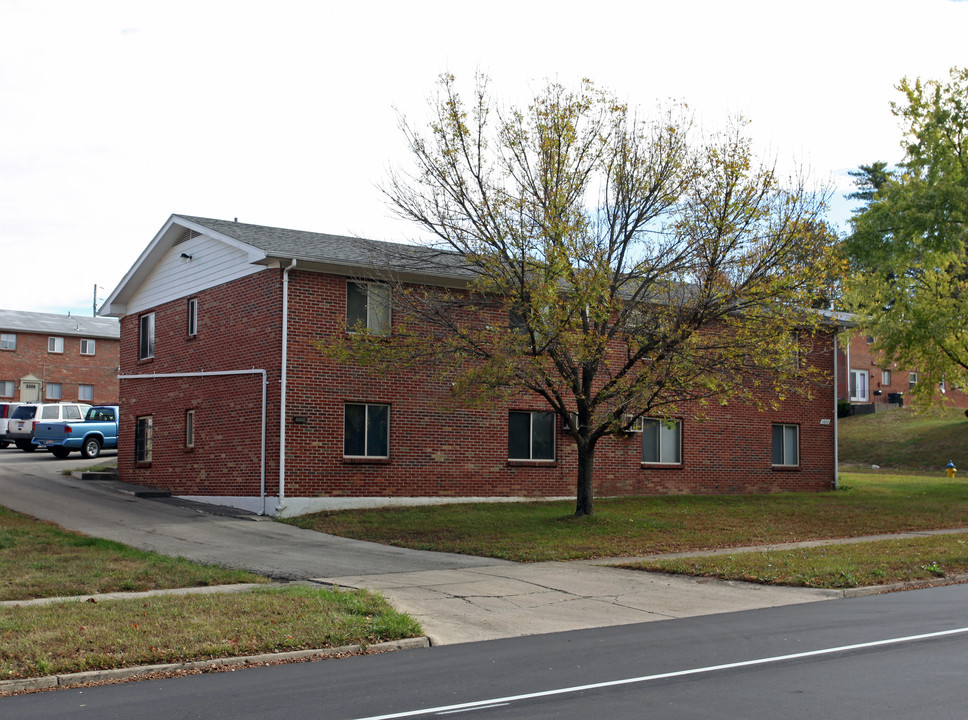 4800 Frederick Rd in Dayton, OH - Building Photo