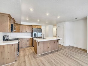 1376 N Mdw Ln in Spanish Fork, UT - Building Photo - Building Photo