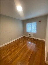320 25th St in Miami Beach, FL - Building Photo - Building Photo