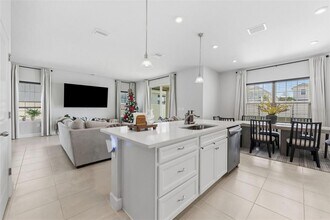 14031 Crimson Ave in Lakewood Ranch, FL - Building Photo - Building Photo