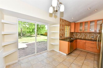6905 Priscilla Dr in Austin, TX - Building Photo - Building Photo