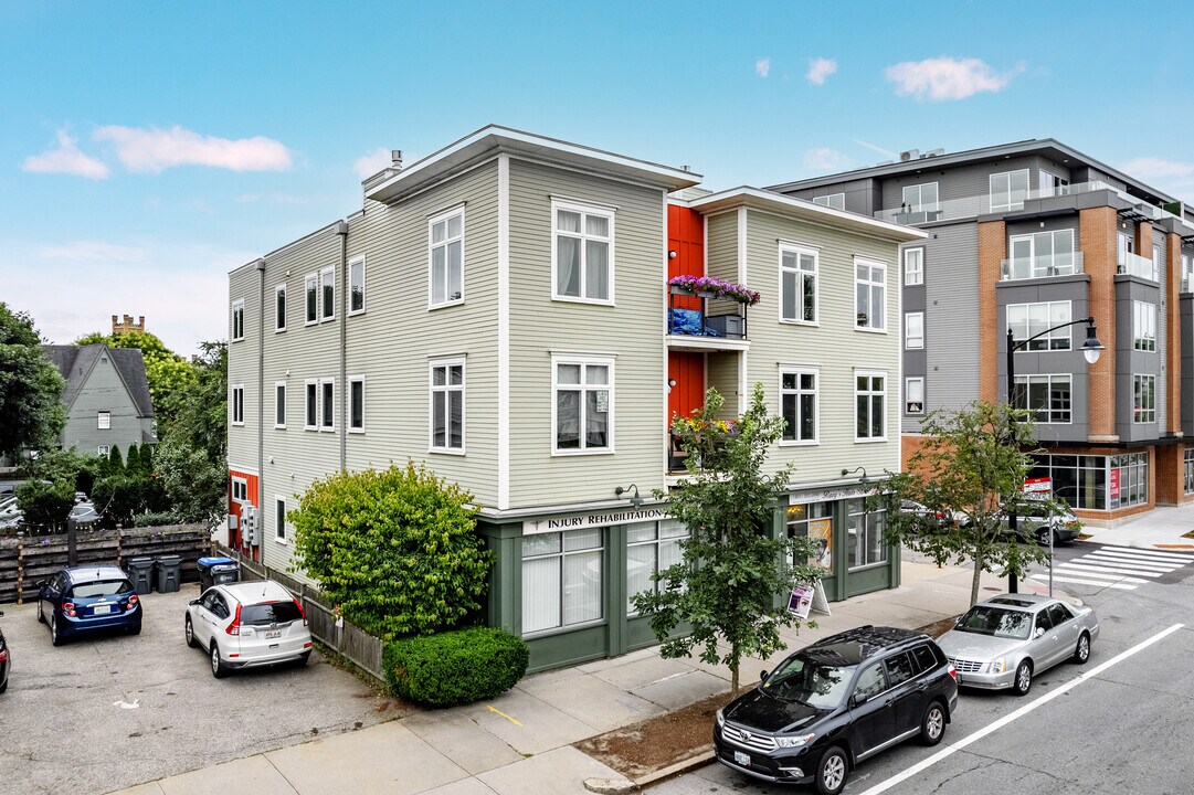 1266-1270 Westminster St in Providence, RI - Building Photo