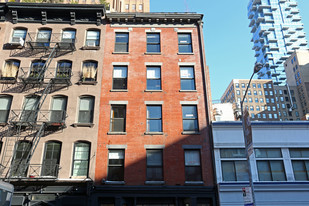 155 Duane St in New York, NY - Building Photo