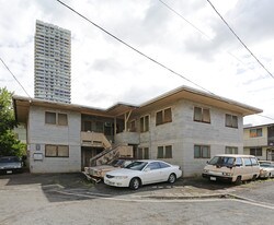 829 Waiaka Pl Apartments