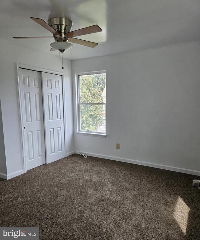 525 Asbury Ave in National Park, NJ - Building Photo - Building Photo