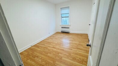 1153 Summit Ave in Jersey City, NJ - Building Photo - Building Photo