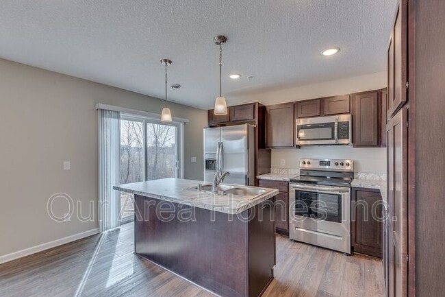 591 William St in Big Lake, MN - Building Photo - Building Photo