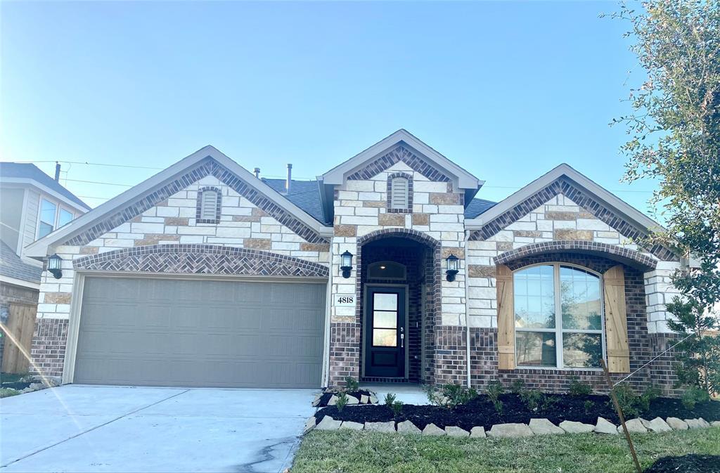 4818 Albany Ridge Ln in Pearland, TX - Building Photo