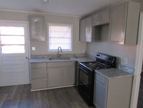 611 Elaine St in Marshville, NC - Building Photo - Building Photo