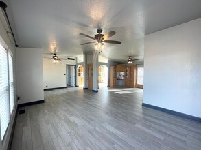 22355 N Docs Rd in Paulden, AZ - Foto de edificio - Building Photo