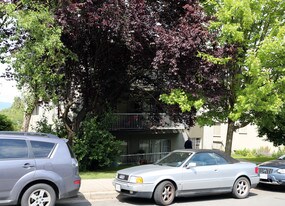 2171 W 1st Ave in Vancouver, BC - Building Photo